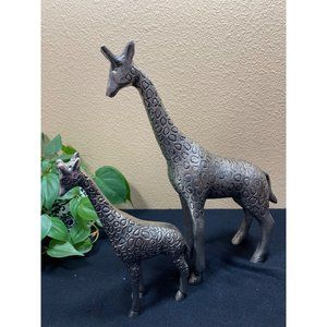Giraffe Figurines Metal Statues Pair Mom And Baby Silver Tone